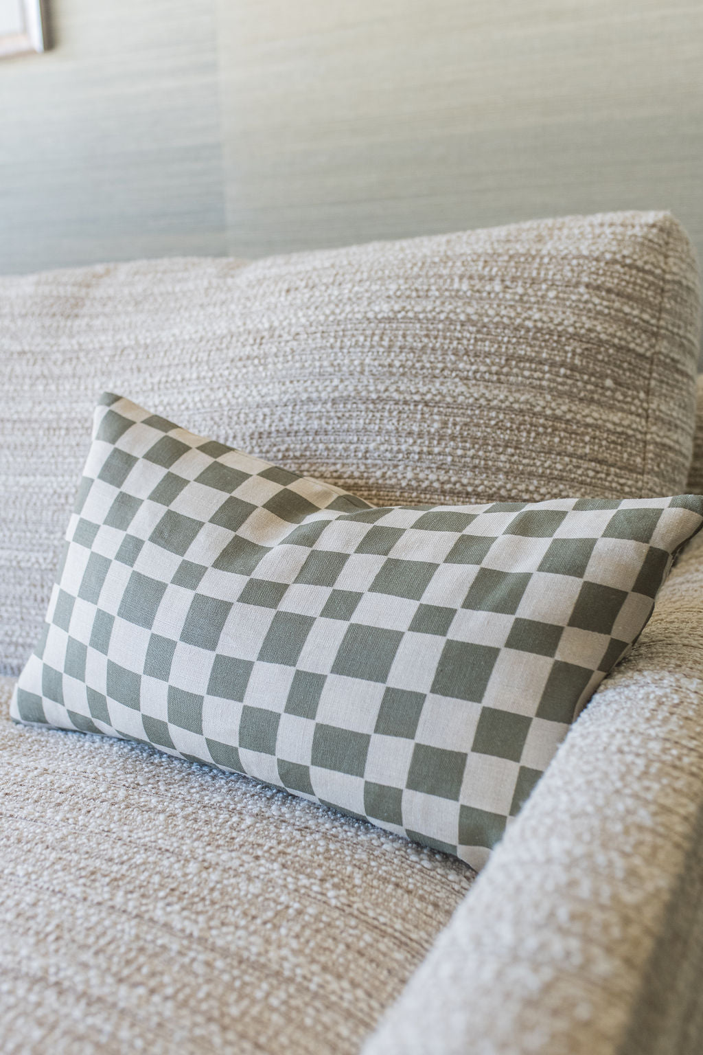 Villa Designer Pillow (Ivy)